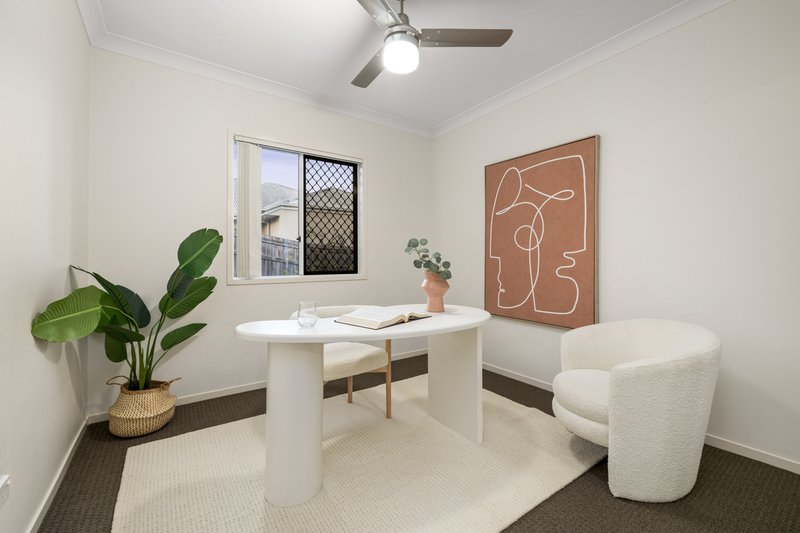 Photo - 4 Romulus Circuit, Augustine Heights QLD 4300 - Image 17