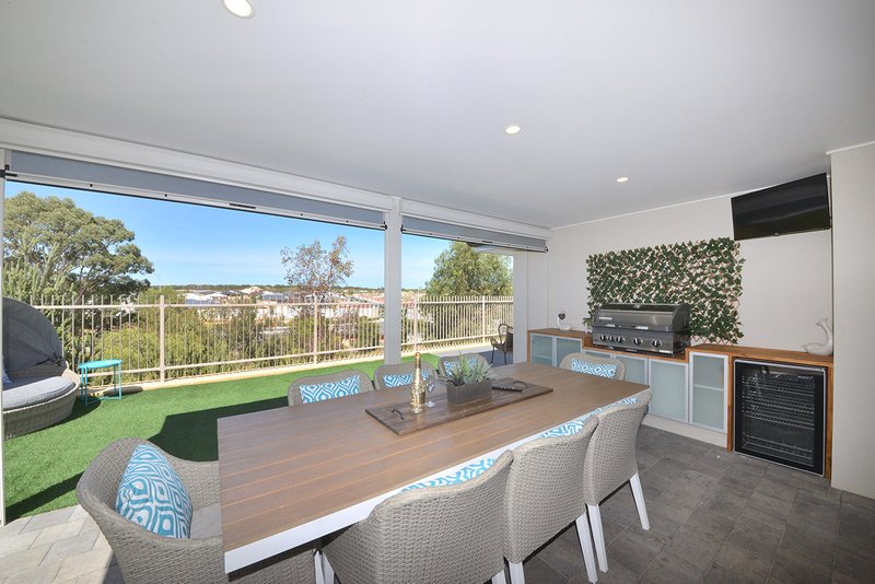 Photo - 4 Rondo Way, Yanchep WA 6035 - Image 25