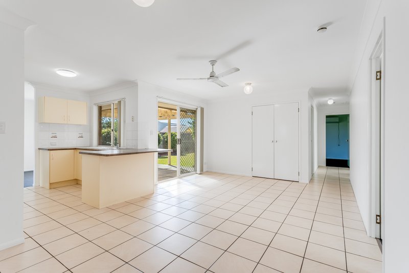 Photo - 4 Rosa Court, Narangba QLD 4504 - Image 6