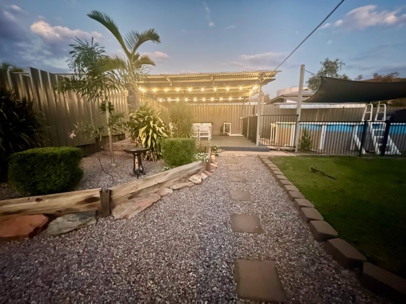 Photo - 4 Rosella Avenue, Mount Isa QLD 4825 - Image 15