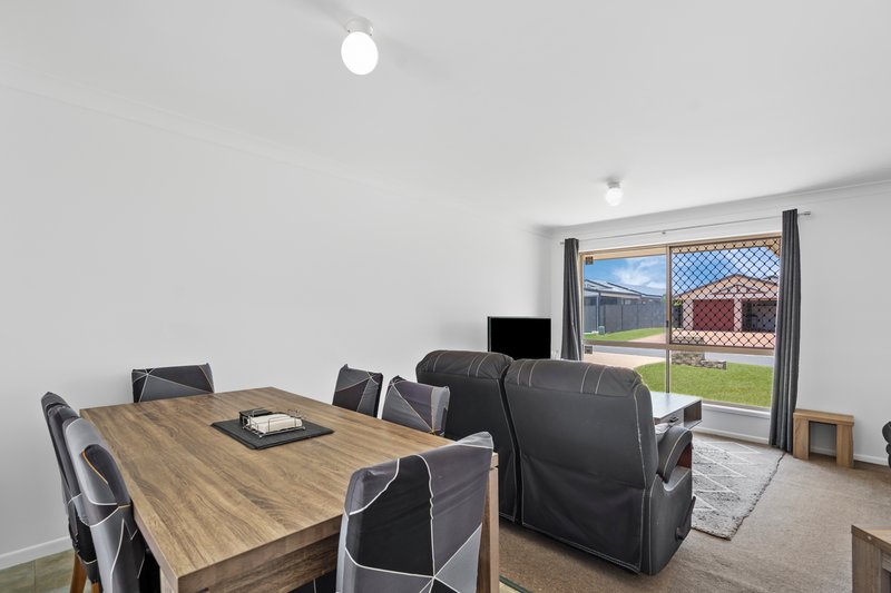 Photo - 4 Rosella Court, Ormeau QLD 4208 - Image 3