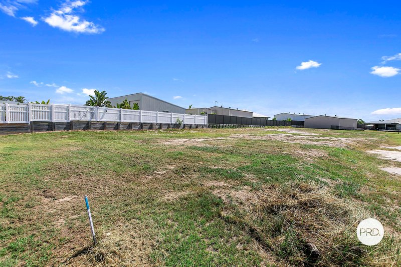 Photo - 4 Rosella Way, Oakhurst QLD 4650 - Image 7