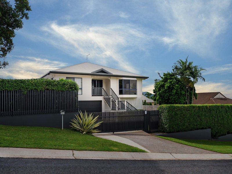 Photo - 4 Rosemont Court, Mooroobool QLD 4870 - Image 1
