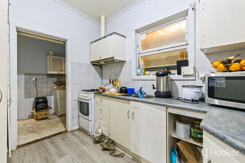 Photo - 4 Rosewarne Crescent, Davoren Park SA 5113 - Image 7