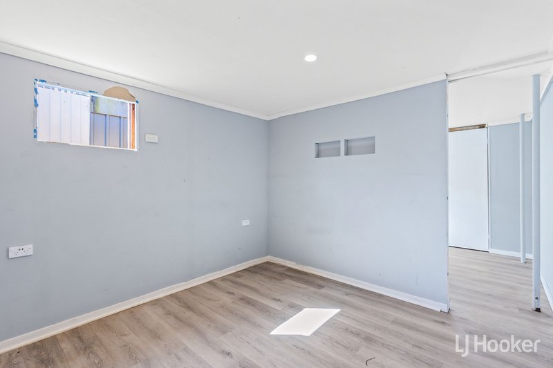 Photo - 4 Rosewarne Crescent, Davoren Park SA 5113 - Image 11