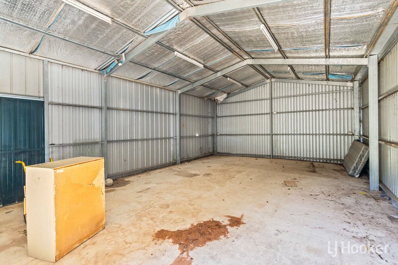 Photo - 4 Rosewarne Crescent, Davoren Park SA 5113 - Image 17