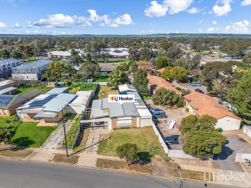 Photo - 4 Rosewarne Crescent, Davoren Park SA 5113 - Image 23