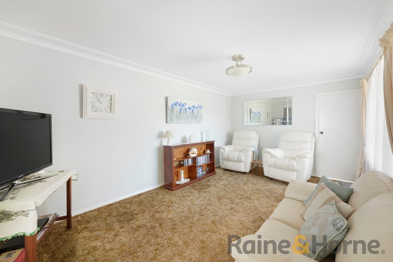 Photo - 4 Ross Street, Chipping Norton NSW 2170 - Image 3