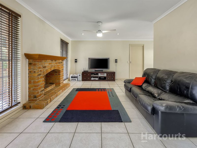 Photo - 4 Rotorua Court, Aspley QLD 4034 - Image 2