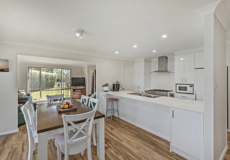 Photo - 4 Rowan Place, Bowral NSW 2576 - Image 7