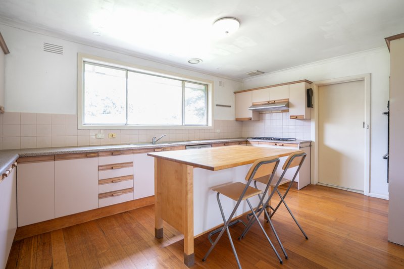 Photo - 4 Rowell Street, Rosanna VIC 3084 - Image 2