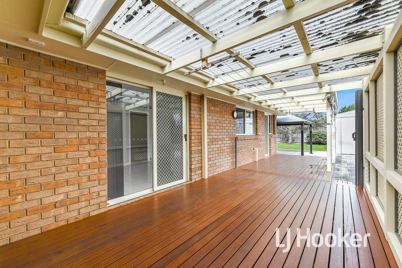 Photo - 4 Rowen Court, Cranbourne North VIC 3977 - Image 15