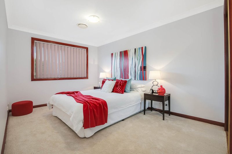 Photo - 4 Roxburgh Place, Bella Vista NSW 2153 - Image 10