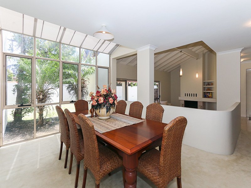 Photo - 4 Royce Grove, Booragoon WA 6154 - Image 5