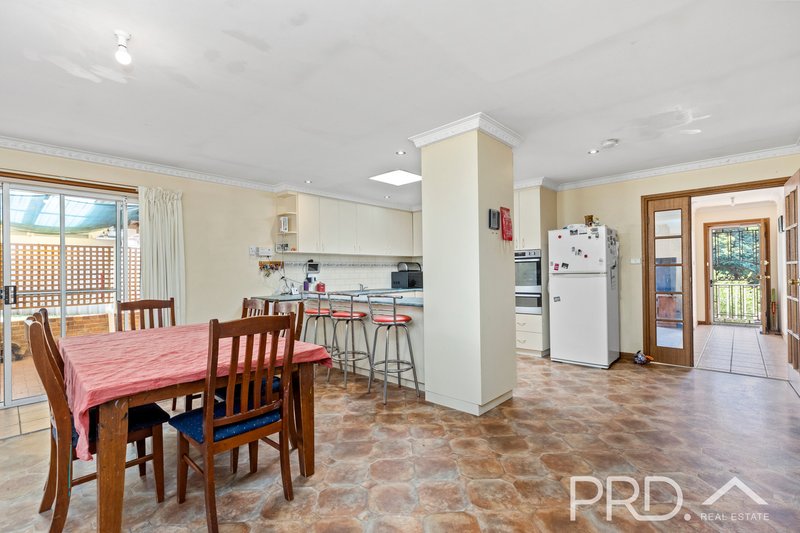 Photo - 4 Royden Close, Batlow NSW 2730 - Image 5