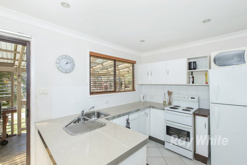 Photo - 4 Ruislip Parkway, Buttaba NSW 2283 - Image 5