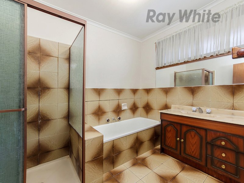 Photo - 4 Rushdale Court, Kings Park VIC 3021 - Image 6