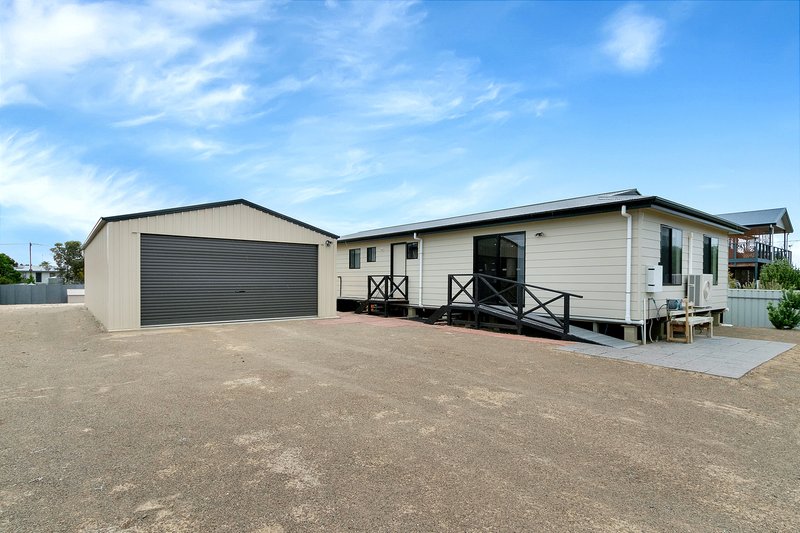 4 Ruskin Road, Thompson Beach SA 5501