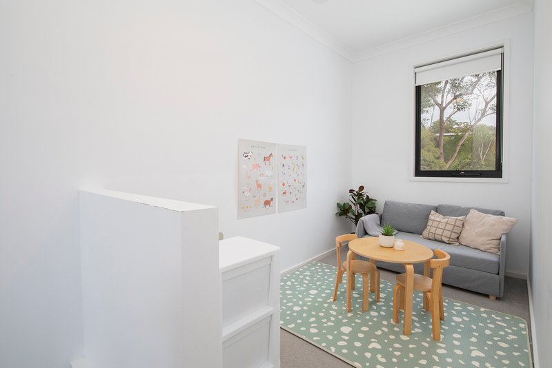Photo - 4 Ryhope Street, Mount Hutton NSW 2290 - Image 8