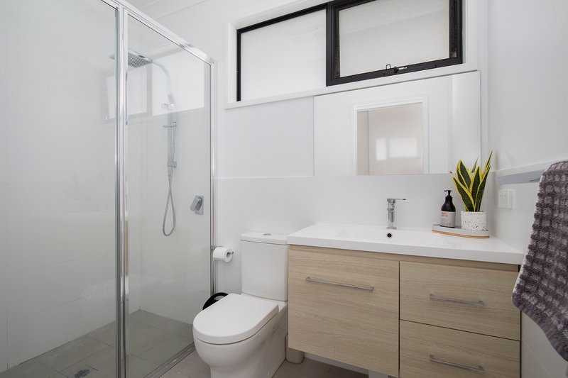 Photo - 4 Ryhope Street, Mount Hutton NSW 2290 - Image 10