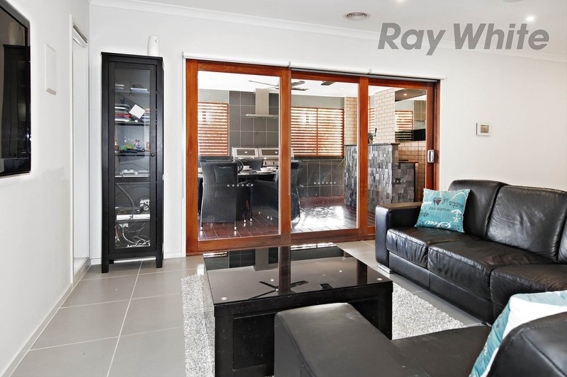 Photo - 4 Saffron Place, Point Cook VIC 3030 - Image 10