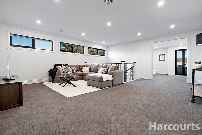 Photo - 4 Sagan Court, Glen Waverley VIC 3150 - Image 7