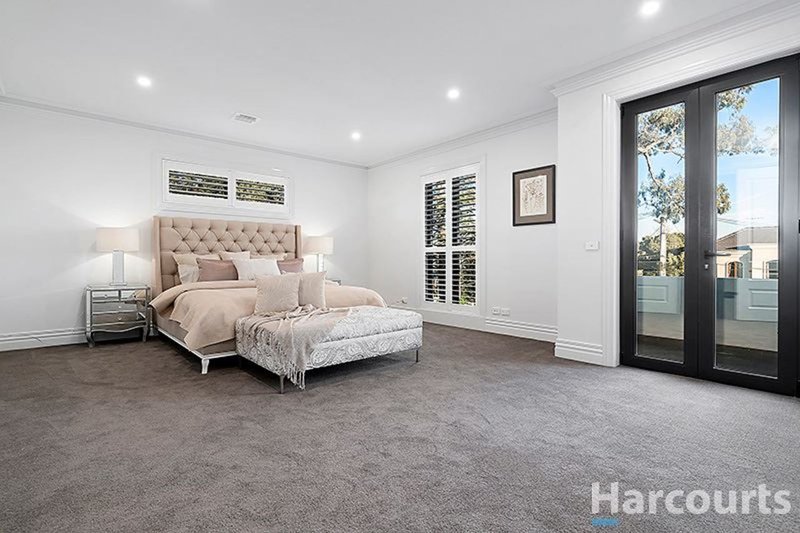 Photo - 4 Sagan Court, Glen Waverley VIC 3150 - Image 8