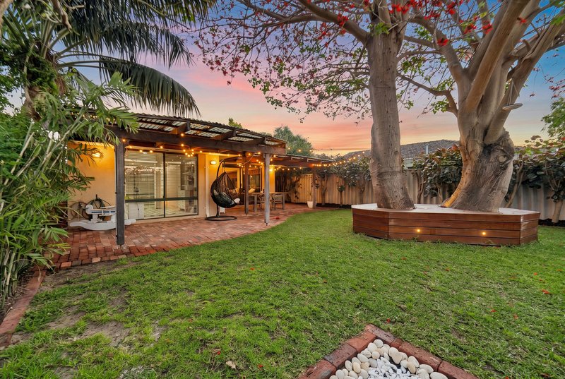 Photo - 4 Salem Place, Rivervale WA 6103 - Image 2