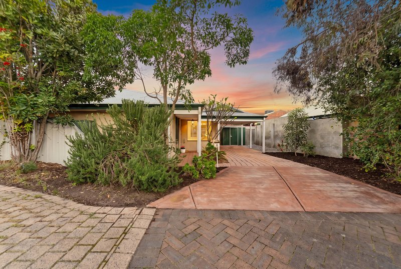 Photo - 4 Salem Place, Rivervale WA 6103 - Image 4