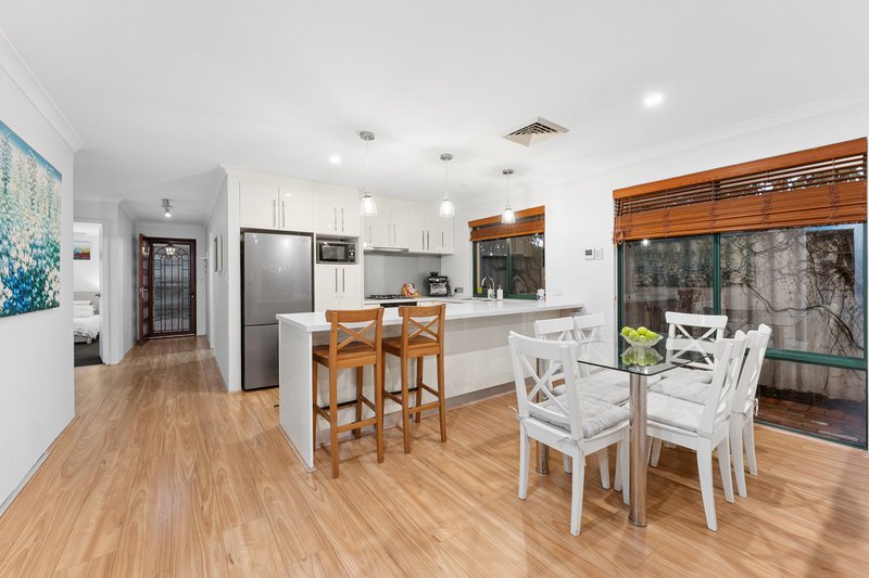 Photo - 4 Salem Place, Rivervale WA 6103 - Image 6