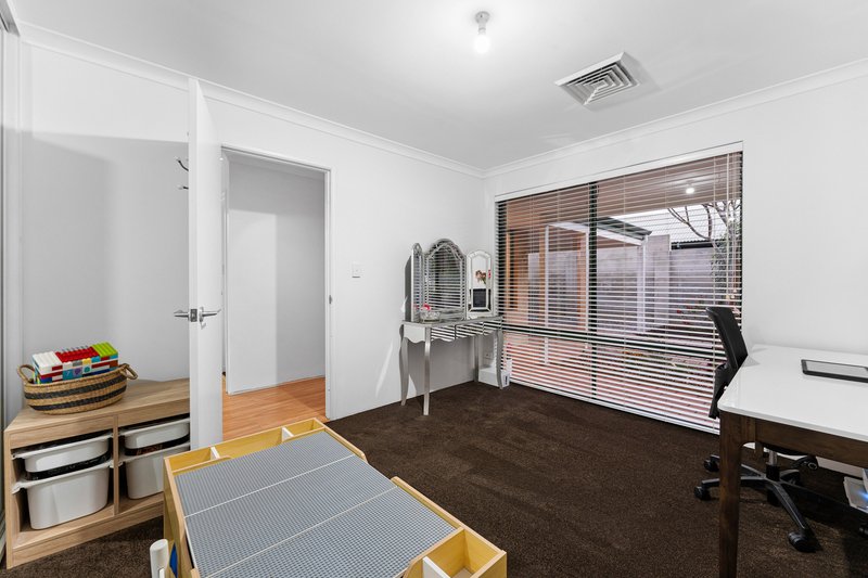 Photo - 4 Salem Place, Rivervale WA 6103 - Image 12