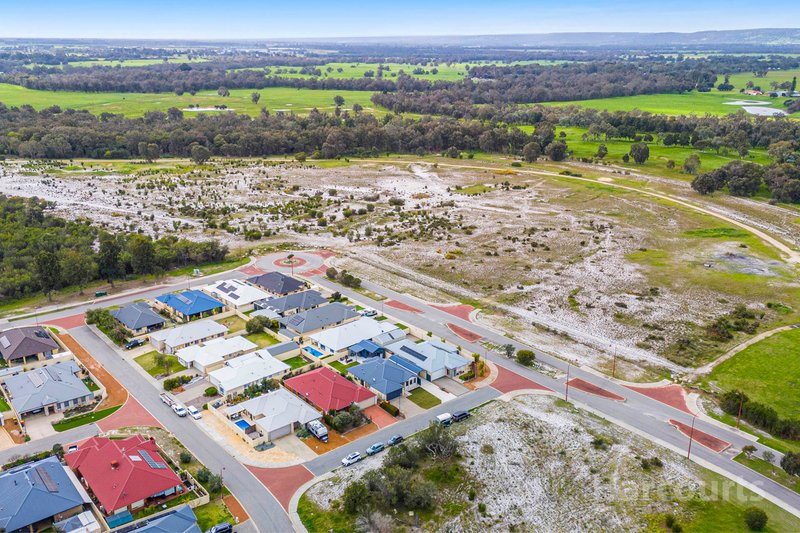 Photo - 4 Sall Pass, Pinjarra WA 6208 - Image 33