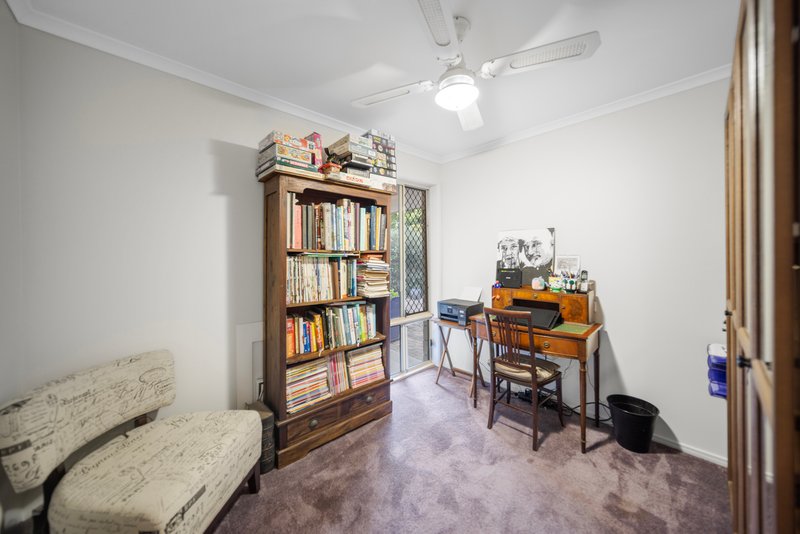 Photo - 4 Sallwood Court, Pinbarren QLD 4568 - Image 13