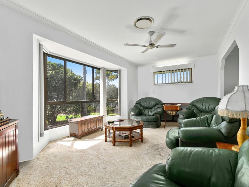 Photo - 4 Salmon Place, Sandstone Point QLD 4511 - Image 3