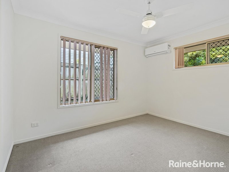 Photo - 4 Saltwater Place, Redland Bay QLD 4165 - Image 10