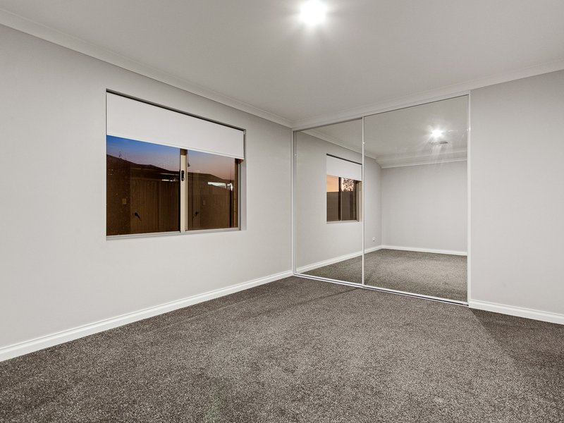 Photo - 4 Saltwater Street, Baldivis WA 6171 - Image 16