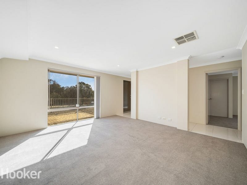 Photo - 4 Salwood Loop, Banksia Grove WA 6031 - Image 13