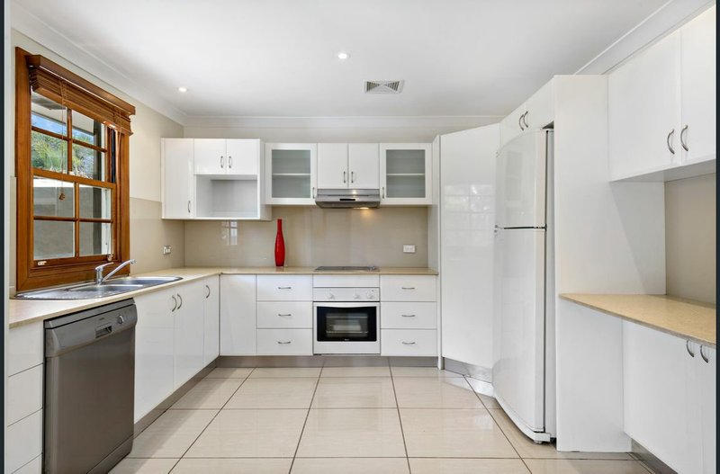 Photo - 4 Sandy Glen, Werrington Downs NSW 2747 - Image 2