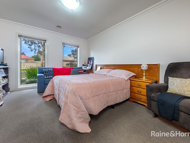 Photo - 4 Sassafras Drive, Sunbury VIC 3429 - Image 7