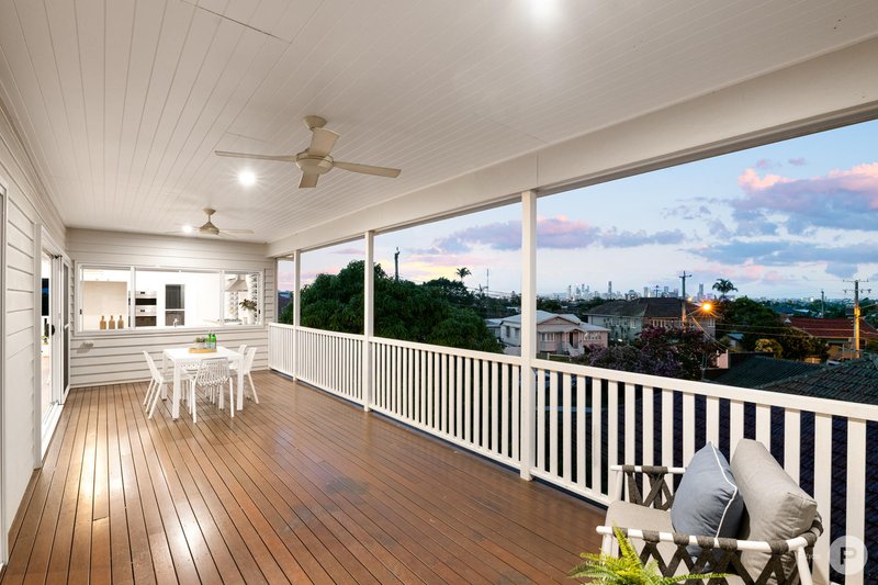 Photo - 4 Satellite Street, Coorparoo QLD 4151 - Image 10