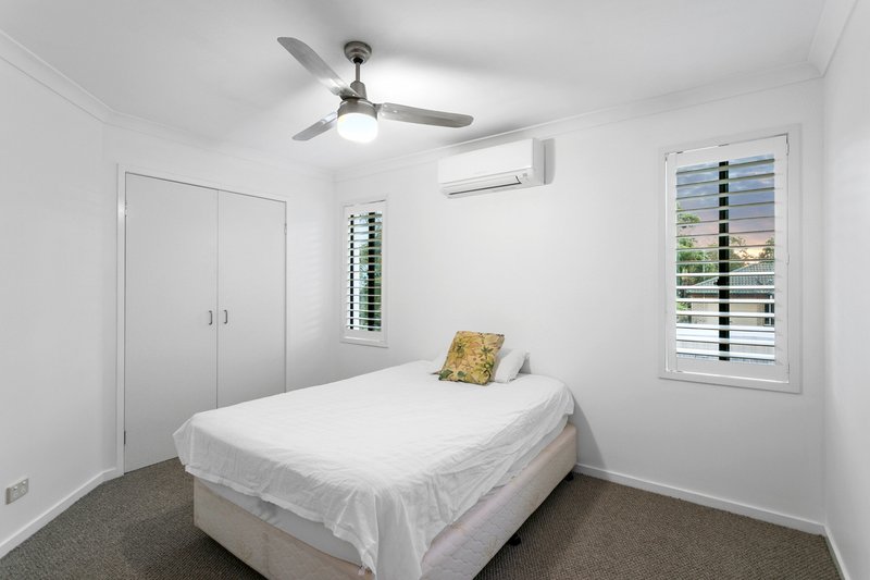 Photo - 4 Satinash Court, North Lakes QLD 4509 - Image 16