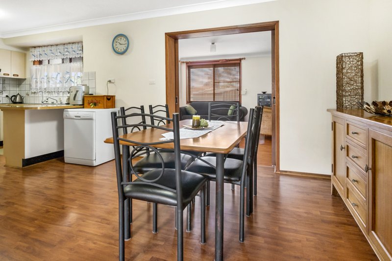 Photo - 4 Sava Place, Bonnyrigg NSW 2177 - Image 3