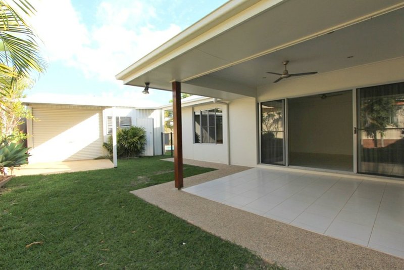 Photo - 4 Saville Street, Emerald QLD 4720 - Image 23