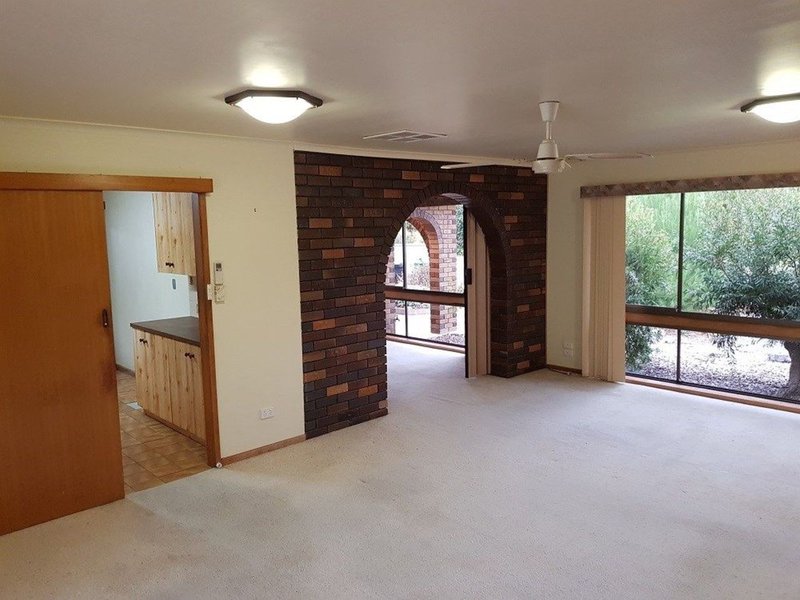 Photo - 4 Scotts Grove, Dimboola VIC 3414 - Image 4