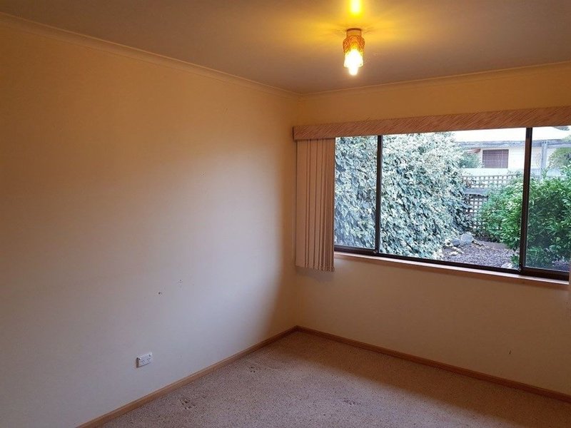 Photo - 4 Scotts Grove, Dimboola VIC 3414 - Image 11