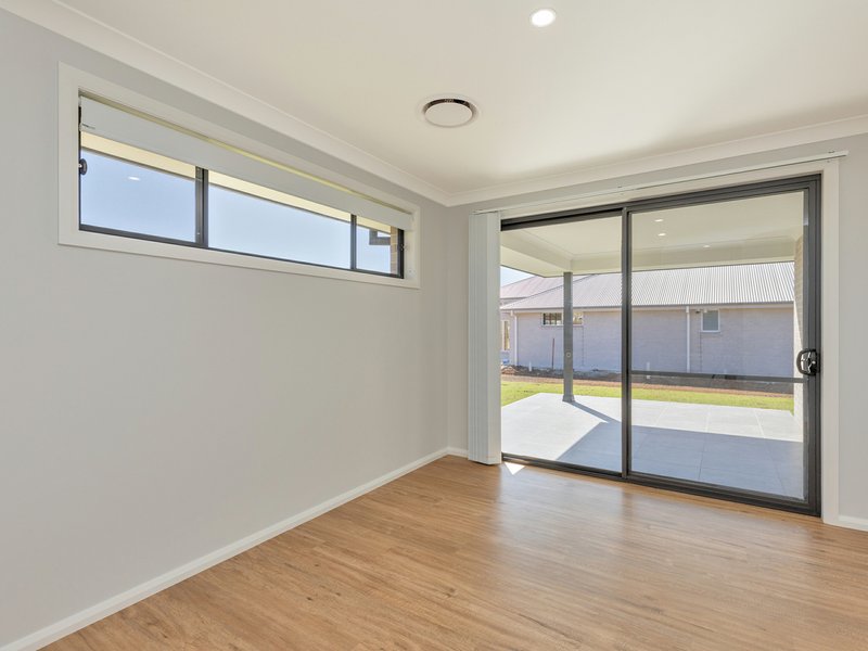 Photo - 4 Sea Eagle Avenue, Tamworth NSW 2340 - Image 7