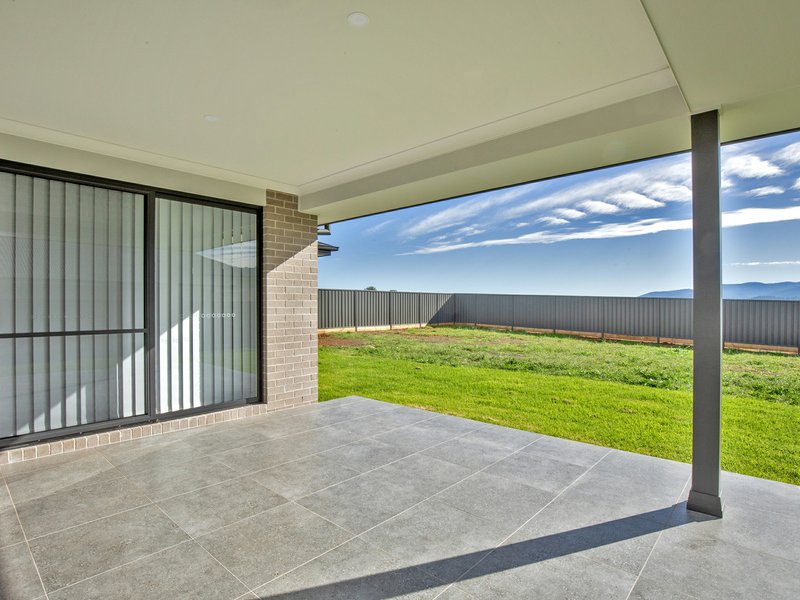 Photo - 4 Sea Eagle Avenue, Tamworth NSW 2340 - Image 11