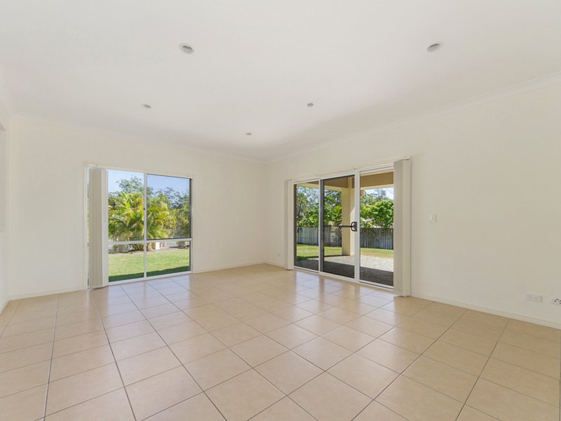 Photo - 4 Seabird Lane, Coomera Waters QLD 4209 - Image 4