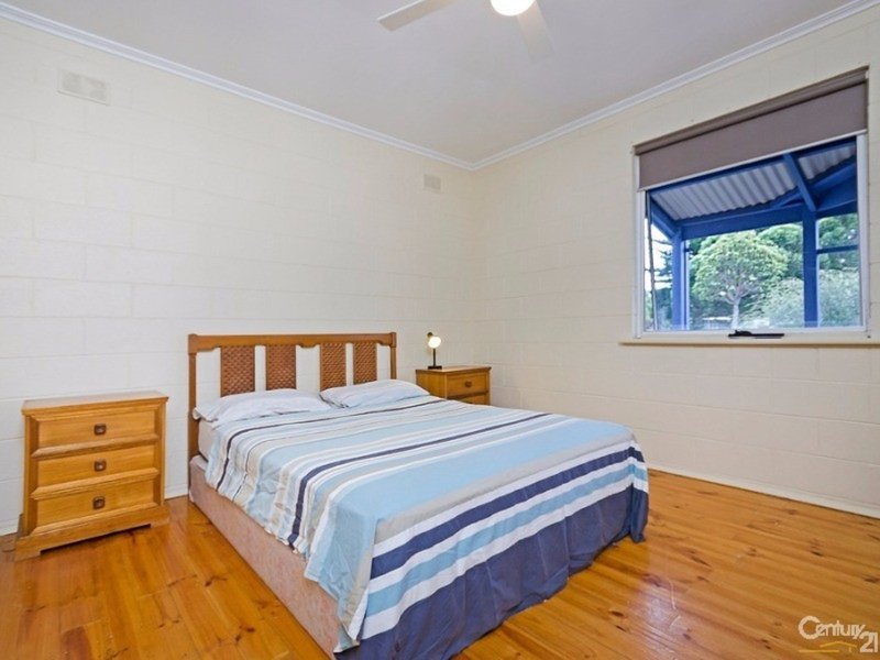 Photo - 4 Seabourne Road, Taperoo SA 5017 - Image 6