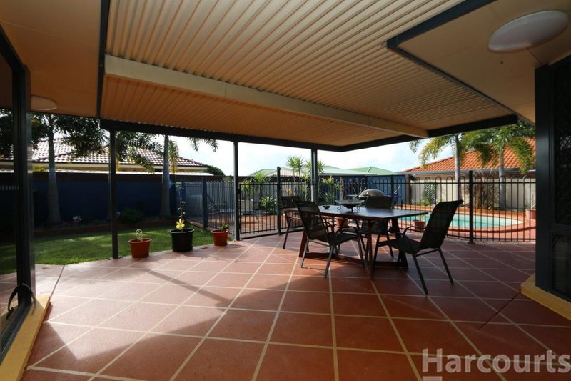 Photo - 4 Seaforth St , Sandstone Point QLD 4511 - Image 1